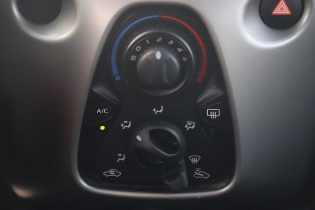 Citroen C1 1.0 e-VTi Feel Airco Radio Bluetooth Getint Glas Elektrische Ramen NAP!