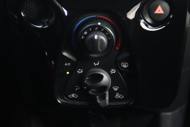 Citroen C1 1.0 VTi Feel Carplay Android Navigatie Achteruitrijcamera Airco Getinte Ramen