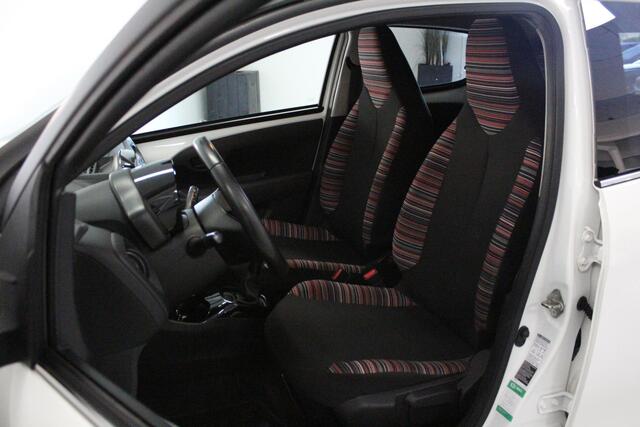 Citroen C1 1.0 VTi Feel | DAB-RADIO | AIRCO | ELEK-RAMEN | CPV | TEL/MEDIA |