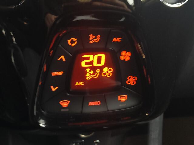 Citroen C1 1.0 VTi - Apple/Android uit 2020 Rijklaar + 12 maanden Bovag-garantie Henk Jongen Auto's in Helmond, al 50 jaar service zoals 't hoort!