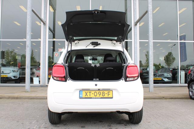 Citroen C1 1.0 73PK VTi Shine | Camera | Cruise control | Airconditioning | Navigatiesysteem | DAB | Bluetooth | 15" LMV |
