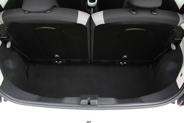 Citroen C1 1.0 73PK VTi Shine | Camera | Cruise control | Airconditioning | Navigatiesysteem | DAB | Bluetooth | 15" LMV |