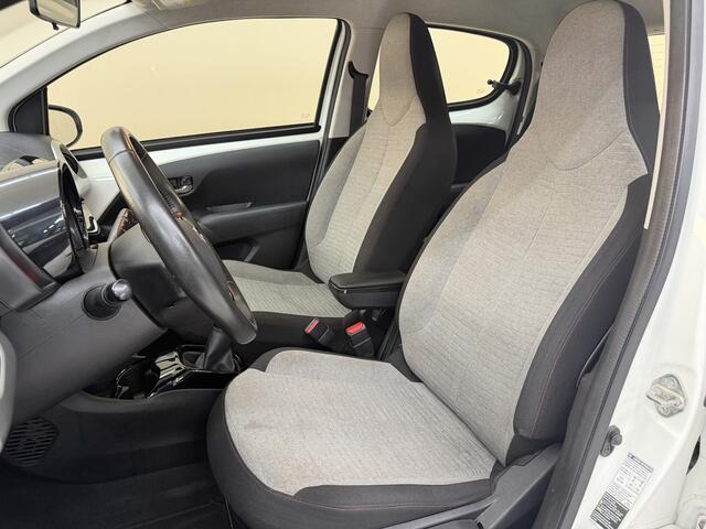 Citroen C1 1.0 e-VTi Shine, 70PK, 2017, Airco, Bluetooth audio, 4 seizoenen banden, Stuur bediening, Centrale vergrendeling, Stoelverwarming,