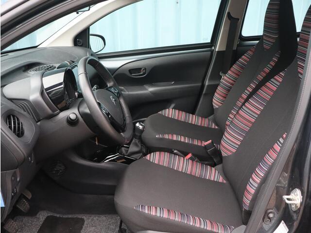 Citroen C1 5-deurs Feel 1.0 e-VTi 72pk | AIRCO | APPLE CARPLAY / ANDROID AUTO | NAVI | LAGE KM-STAND! |