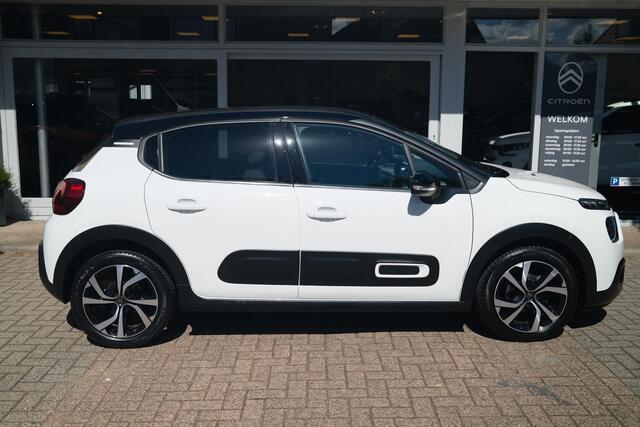 Citroen C3 PT 110 Shine Automaat-6 17" | Trekhaak | Navi | Camera | All season banden | AndroidAuto | AppleCarplay