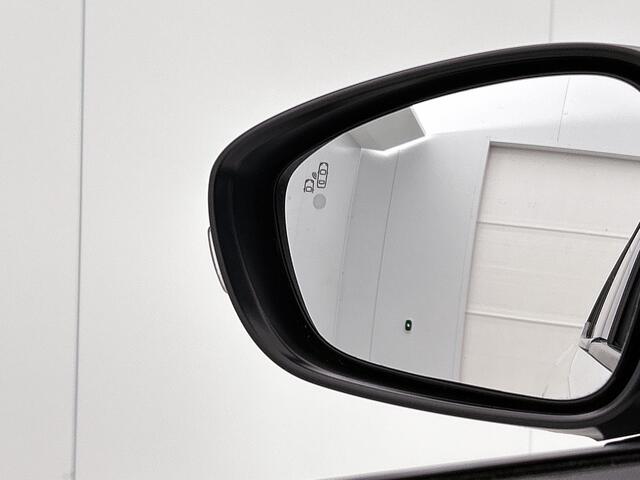 Citroen C3 Aircross 110 PK Shine | Rijklaar | Keyless Entry | Achteruitrijcamera | 17" LMV |