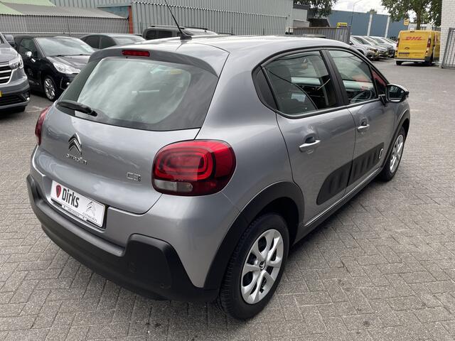 Citroen C3 82pk Feel (Navigatie - Automatische Airco - Parkeersensoren - Apple Carplay - Cruise Controle)