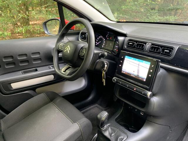 Citroen C3 1.2 PureTech Feel, Carplay, PDC, Navigatie, Climate control, Cruise control.