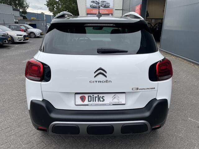 Citroen C3 Aircross 110pk Feel Pack (Navigatie - Automatische Airco - Apple Carplay - Lichtmetalen velgen - Parkeersensoren - Armsteun)