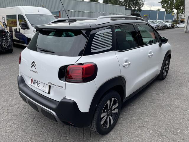 Citroen C3 Aircross 110pk Feel Pack (Navigatie - Automatische Airco - Apple Carplay - Lichtmetalen velgen - Parkeersensoren - Armsteun)