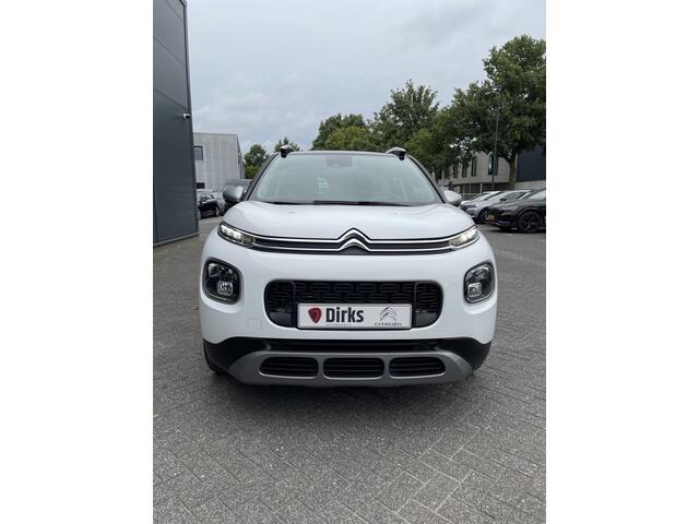 Citroen C3 Aircross 110pk Feel Pack (Navigatie - Automatische Airco - Apple Carplay - Lichtmetalen velgen - Parkeersensoren - Armsteun)