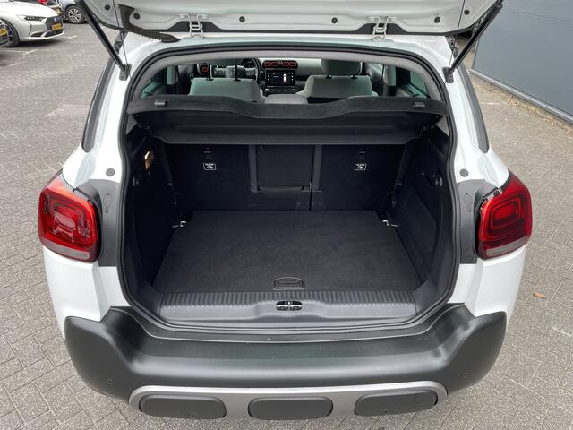 Citroen C3 Aircross 110pk Feel Pack (Navigatie - Automatische Airco - Apple Carplay - Lichtmetalen velgen - Parkeersensoren - Armsteun)
