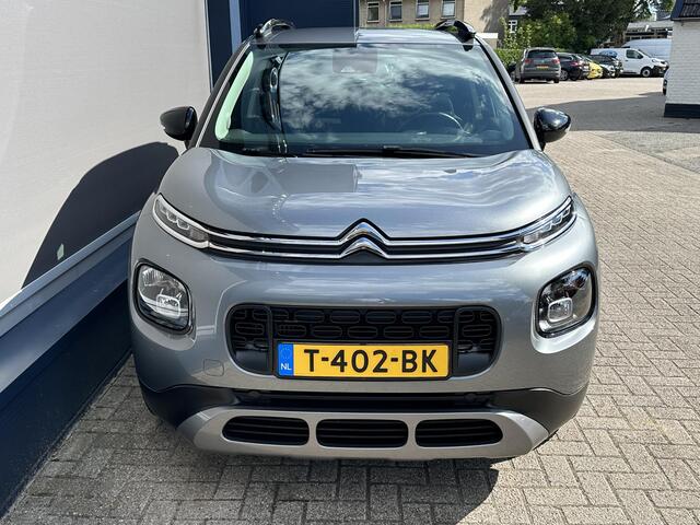 Citroen C3 Aircross 1.2 Automaat 110pk S&S Shine | Hoge instap | Full Map Navigatie | Bleutooth | Apple Carplay | Stoelverwarming | Touch Screen | 4-Seizoens banden | Volautomaat | Led dagrijverlichting |