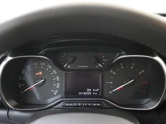 Citroen C3 1.2 82PK Shine | 17 INCH | Camera | Climate control | Getinte ruiten |