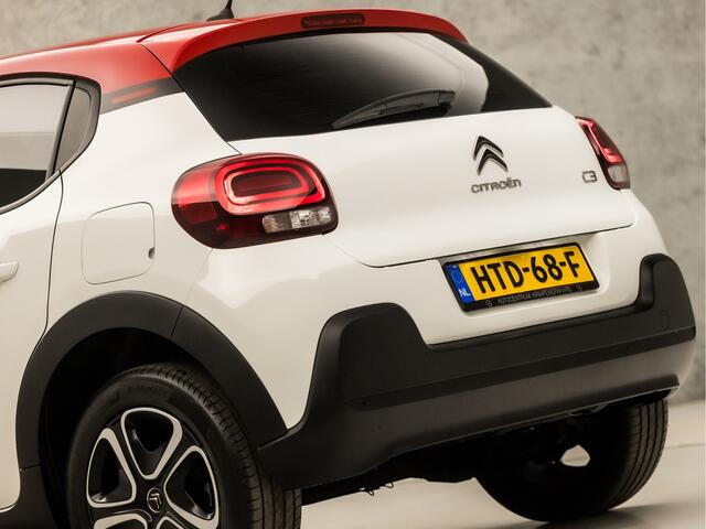 Citroen C3 1.2 PureTech Sport Automaat (APPLE CARPLAY, GROOT NAVI, GETINT GLAS, CRUISE, PARKEERSENSOREN, SPORTSTOELEN, LANE ASSIST, LED KOPLAMPEN, NIEUWSTAAT)