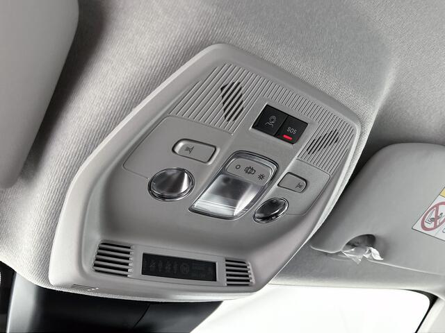 Citroen C3 Turbo 100pk Max | Rijklaar | Achteruitrijcamera | Comfort Seats | 17" LMV |