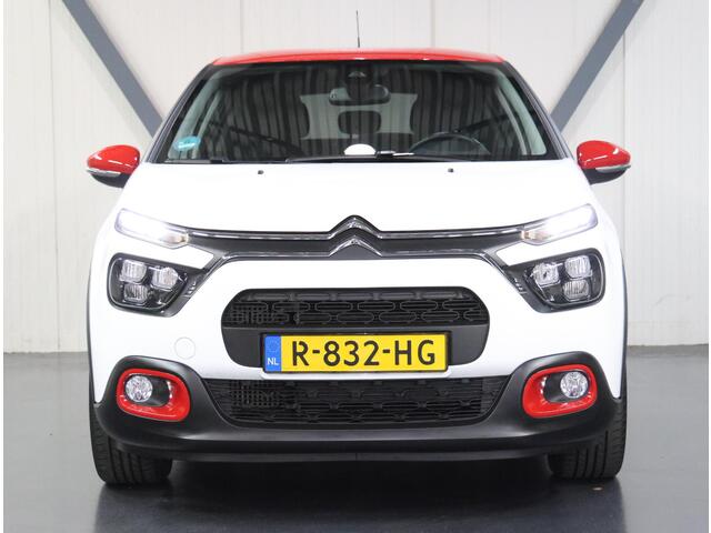 Citroen C3 1.2 110PK Shine | AUTOMAAT | AppleCarplay/AndroidAuto | Camera | Cruise Control | Privacy Glass | Navigatie | 17"LMV | Isofix | Two-Tone | Parkeersensoren |