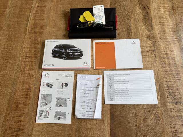 Citroen C3 Citroën 1.2 PureTech Selection | Climate | Cruise | Navigatie
