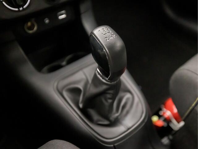 Citroen C3 1.2 PureTech Sport (AIRCO, ELEK RAMEN, CRUISE, BLUETOOTH, SPORTSTOELEN, LANE ASSIST, NIEUWE APK, NIEUWSTAAT)