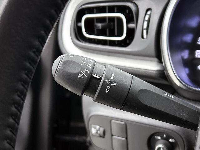 Citroen C3 83 PK Shine | Rijklaar | 17" LMV | Camera | Navigatie |