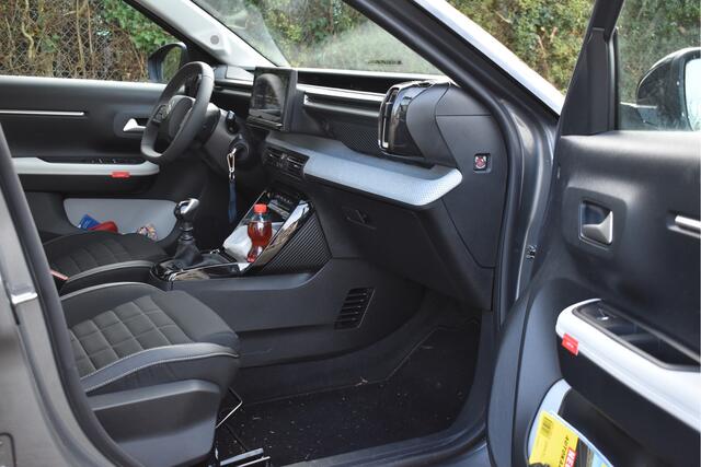 Citroen C3 1.2 Turbo 100pk Max Nav | NL-Auto | Climate Control | Camera | Lage km stand! | 1e Eign.