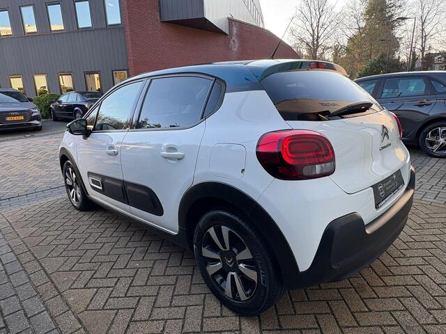 Citroen C3 1.2 PureTech Shine Bi-Tone Blue Edition Stoelverwarming Led Navigatie-Carplay Cruise-Control Distributie vervangen