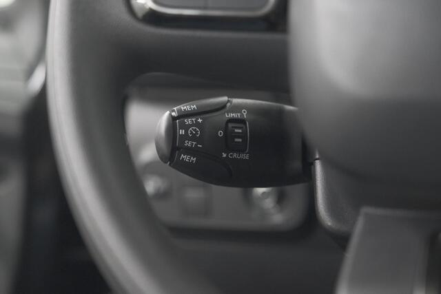 Citroen C3 PureTech 110 EAT6 Max | Apple Carplay | Parkeersensoren | Climate Control | 16 Inch Lichtmetalen Velgen