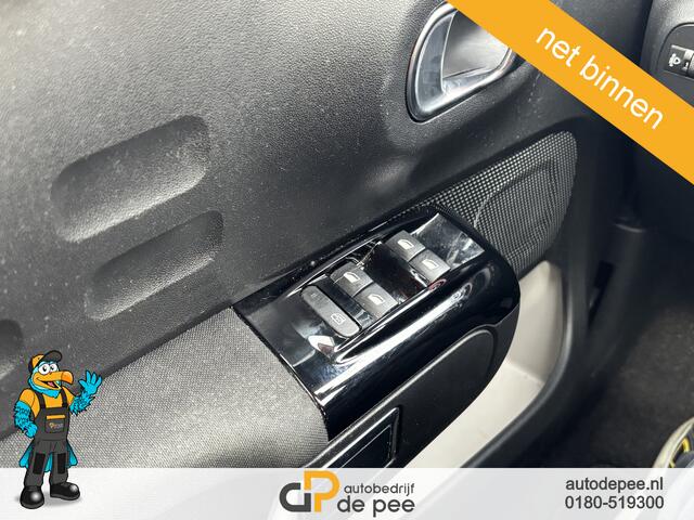 Citroen C3 1.2 PureTech S&S Shine GARANTIE/AUTOMAAT/CARPLAY/CLIMA/CAMERA/PARKEERSENS./CRUISE/NAVI rijklaarprijs!