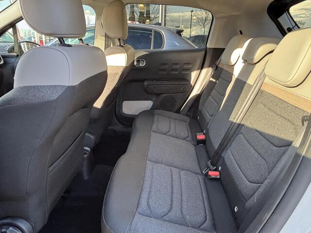 Citroen C3 1.2 PureTech Shine Apple carplay/Android auto | Trekhaak | Climate control | Cruise control | Lichtmetalen velgen 17'' | Achteruitrijcamera |