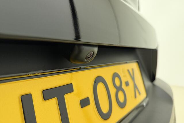 Citroen C3 Ë-C3 Max 113pk 44 kWh 100% Elektrisch | Camera | Airco | Cruise Control | Bluetooth | Two Tone White | Nieuw uit voorraad leverbaar | Demo