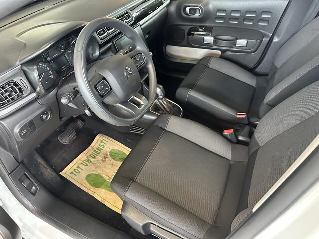 Citroen C3 1.2 PureTech SHINE | Automaat | Carplay | PDC | Weinig kilometers Interesse, Proefrit? Bel of app met: 06-24 28 28 42