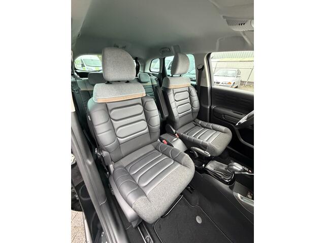 Citroen C3 Aircross 130pk Shine (Camera - Leder - 17"incl 4S - Automatische Airco - Grip Controle - LED - Parkeersensoren - Navigatie)