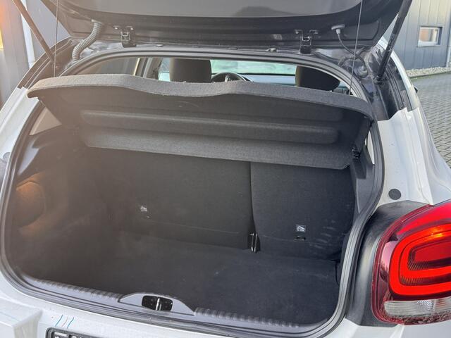 Citroen C3 1.2 PureTech Shine | Stoelverwarming | Armsteun | Camera | MEER FOTO'S VOLGEN! Apple/Android CarPlay