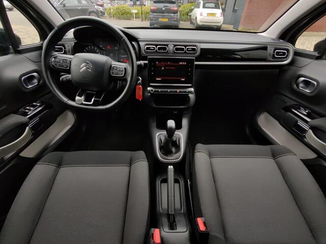 Citroen C3 1.2 PureTech Shine Navi-Carplay Stoelverwarming Led Bi-Tone Nieuwe Distributieriem