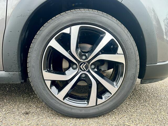 Citroen C3 1.2 PureTech Shine | Automaat | Keyless entry | Carplay | Camera | Cruise control