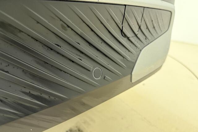 Citroen C3 Aircross 1.2 Hybrid 145pk Plus Automaat | Two Tone Polar White | Voorbereiding voor het reservewiel | Cruise Control | Mirror Screen | Camera | Parkeersensor | Nieuw uit voorraad