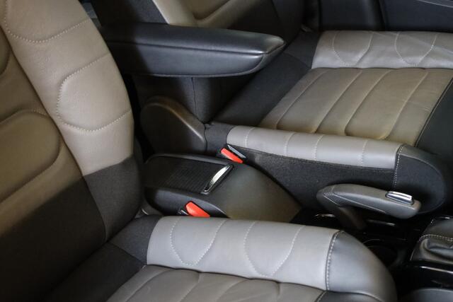 Citroen C3 Aircross PT 130 Shine Automaat-6 Navi | 17" | Camera | Leer