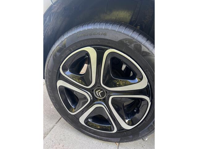 Citroen C3 1.2 SHINE WIT 158DKM