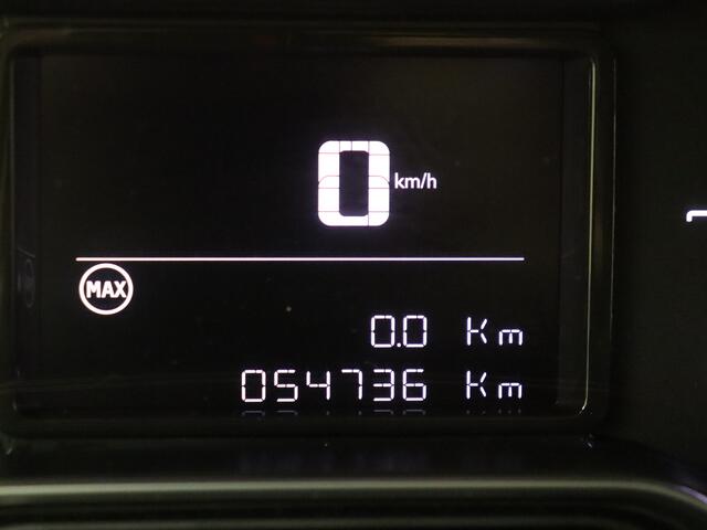 Citroen C3 1.2 PureTech 110PK Shine RED PACK | NAVIGATIE | PARKEERCAMERA | LUXE UITVOERING!