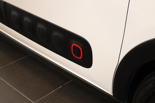 Citroen C3 PT Shine 110 Carplay | Spoiler | Navi | Lichtmetaal | Panorama dak