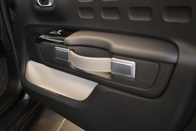 Citroen C3 PT 110 Shine Automaat-6 17" | Camera | Parkeersensoren | Amb Wood