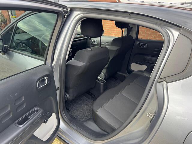 Citroen C3 1.2 PureTech Feel NAVI PDC LED NAP! 2 SLEUTELS + BOEKJES DISTRIBUTIE VERVANGEN!