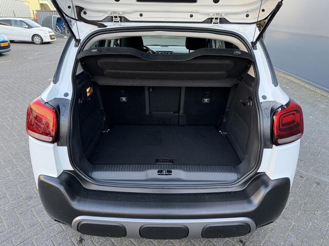 Citroen C3 Aircross 110pk Shine (Camera - Keyless Entry - HiFi - Parkeersensoren V+A - 17"incl 4S - Automatische Airco - Navigatie - Apple Carplay)