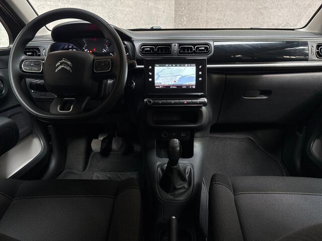 Citroen C3 1.2 PureTech Sport (APPLE CARPLAY, GROOT NAVI, LM VELGEN, PARKEERSENSOREN, SPORTSTOELEN, CRUISE, TREKHAAK, NIEUWE APK, NIEUWSTAAT)
