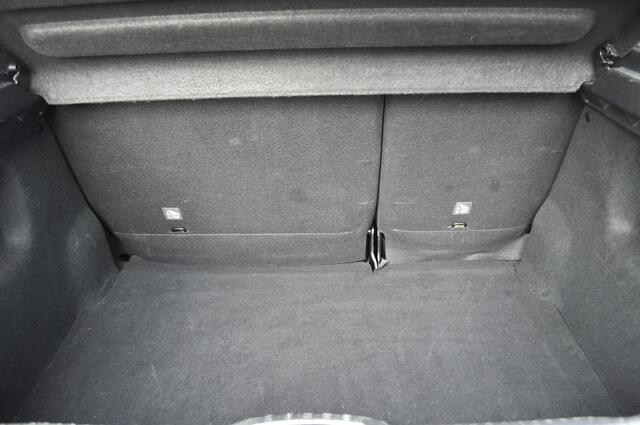 Citroen C3 1.2 Feel Ed. nav pdc+cam LED egtg