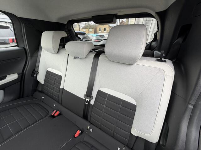 Citroen C3 Ë-C3 Max 113pk 44 kWh 100% Elektrisch * Navigatie * Climate & Cruise Control * Supermooi * L.M. Velgen * Achteruitrij Camera * Vingerhoets; Vierde Generatie Eersteklas Service. Al meer dan 100 jaar een begrip in de Brabantse Kempen.