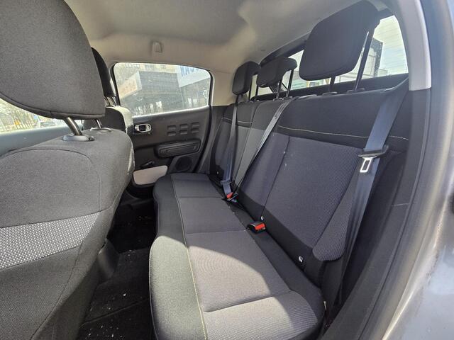 Citroen C3 1.2 PureTech S&S Feel Edition | ALL-IN RIJKLAAR | Lage km-stand | Airco | Duo-Tone | Privacy Glass | Parkeerhulp