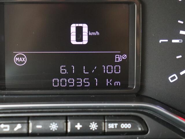 Citroen C3 1.2 PureTech Max I NAVIGATIE I ACHTERUITRIJCAMERA I 17 INC L.M. I AMBINANCE WOOD I