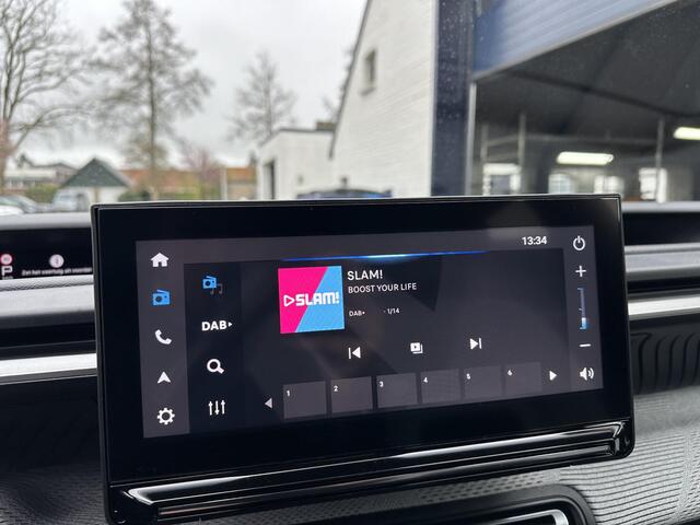 Citroen C3 1.2 Hybrid 110 PK Max | Automaat | Nieuwe Auto | Tot 8 Jaar Garantie | Advanced Comfort Stoelen | Navigatie | Full LED Verlichting | Navigatie | Camera | Hoge Zitpositie | Parkeersensoren | Hybride Rijden Zonder Stekker | Two-Tone | Lichtmetalen Velgen |