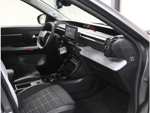 Citroen C3 1.2 Hybrid 110pk Max | Camera | Comfort Stoelen | Navigatie | ClimateControl | CruiseControl | AppleCarPlay/AndroidAuto | Armsteun |